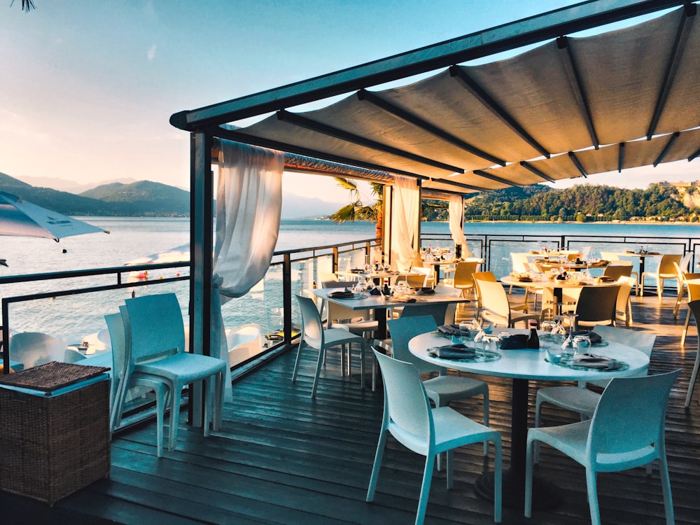 Fine dining restaurant table setting — gallery 3